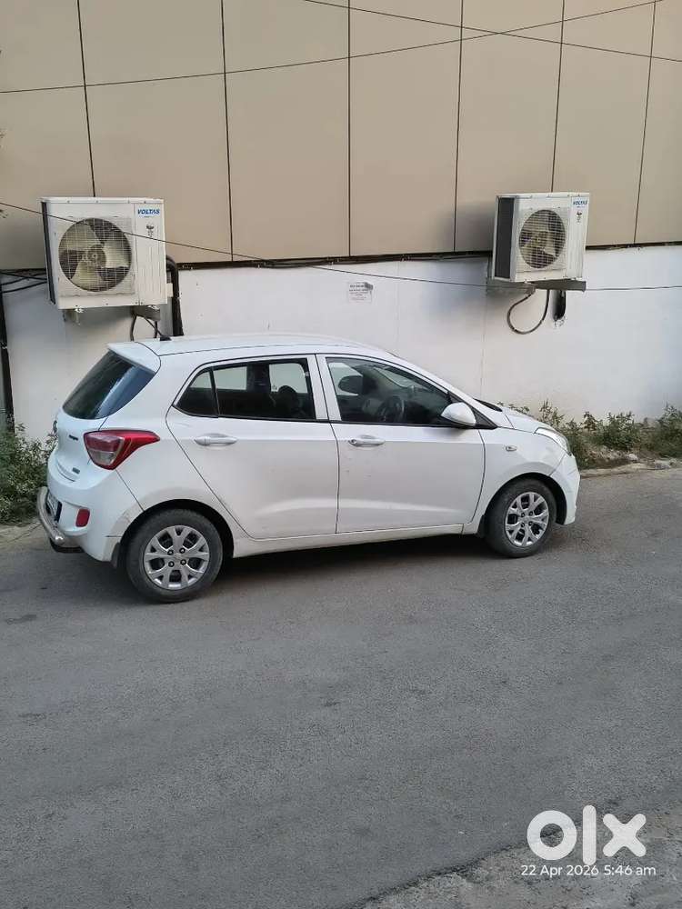 White Colour 2014 Model Grand I10 Diesel Car