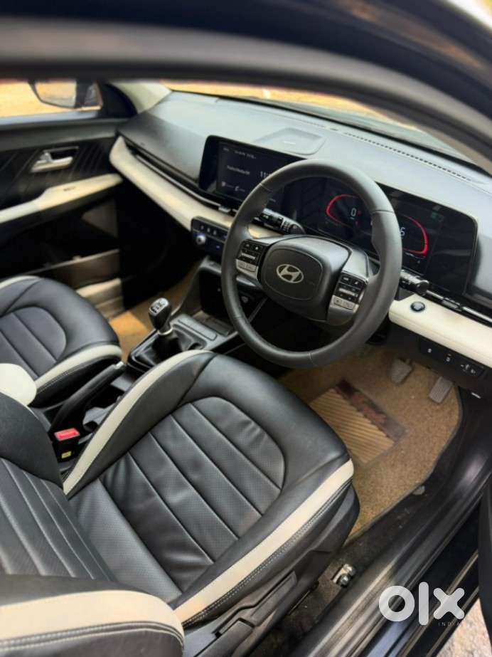 Hyundai Verna 1.5 Mpi Mt Sx (o), 2023, Petrol