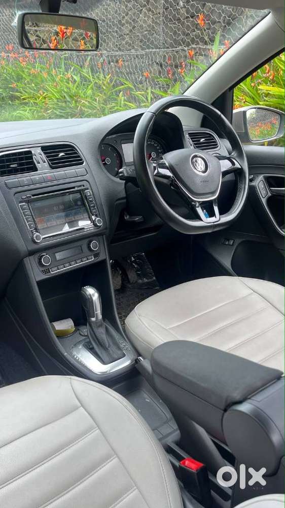 Volkswagen Vento 1.2 Tsi Comfortline At, 2016, Petrol