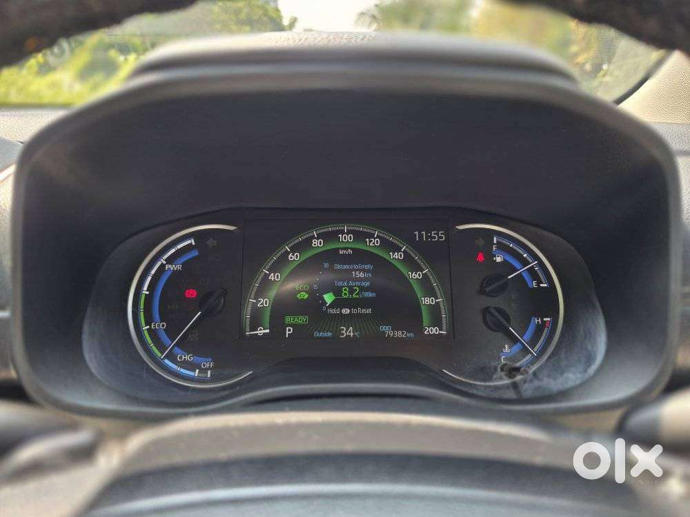 Maruti Suzuki Invicto Zeta Plus 7str, 2023, Petrol