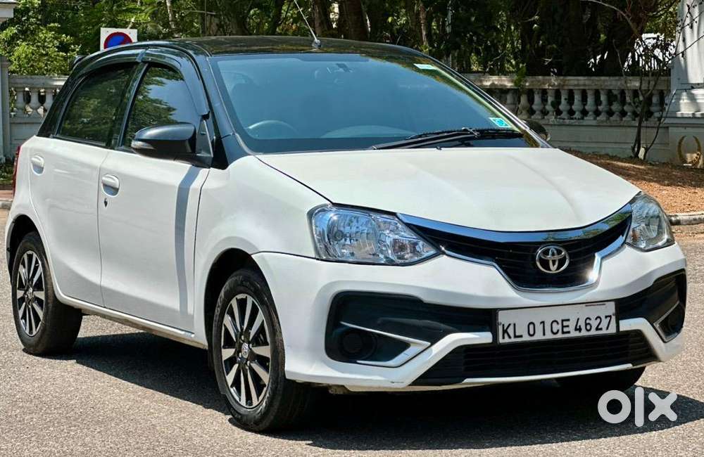 2018 Toyota Etios Liva Diesel V Dual Tone