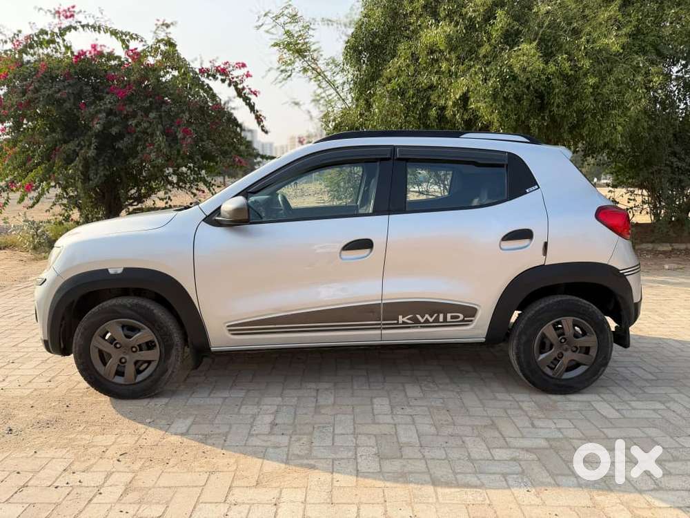 Renault Kwid 1.0 Rxt (o) Easy-r, 2019, Petrol
