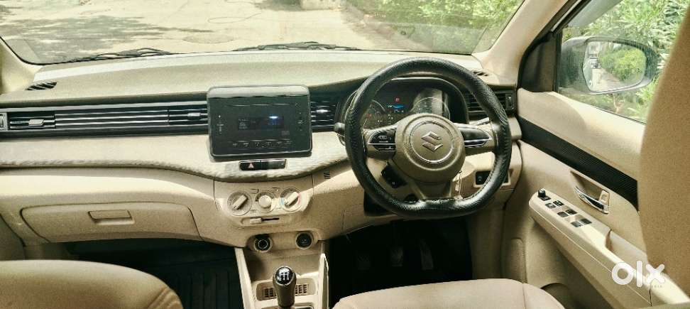 Maruti Suzuki Ertiga 1.5 Vxi, 2023, Petrol