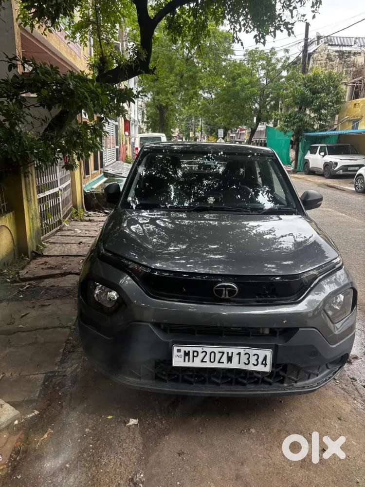 Tata Punch 1.2 Revotron Petrol 2025