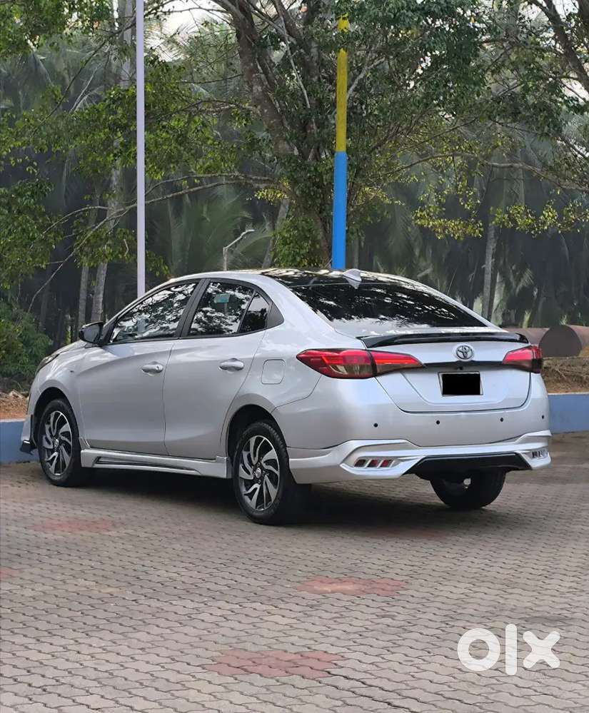 Original Kerala Toyota Yaris 2018 Cvt Automatic High Quality Vehicle