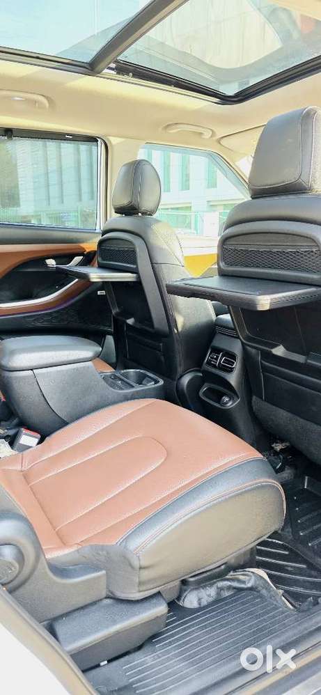 Hyundai Alcazar 1.5 Signature (o) Diesel At 6 Str Dual Tone, 2022, D..