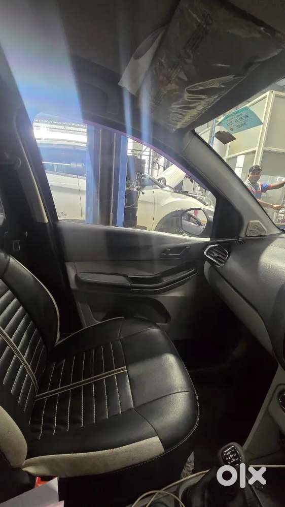 Tata Tiago Xz 2020 &ndash;daytona Grey
Tata Tiago Xz Petrol | 2020