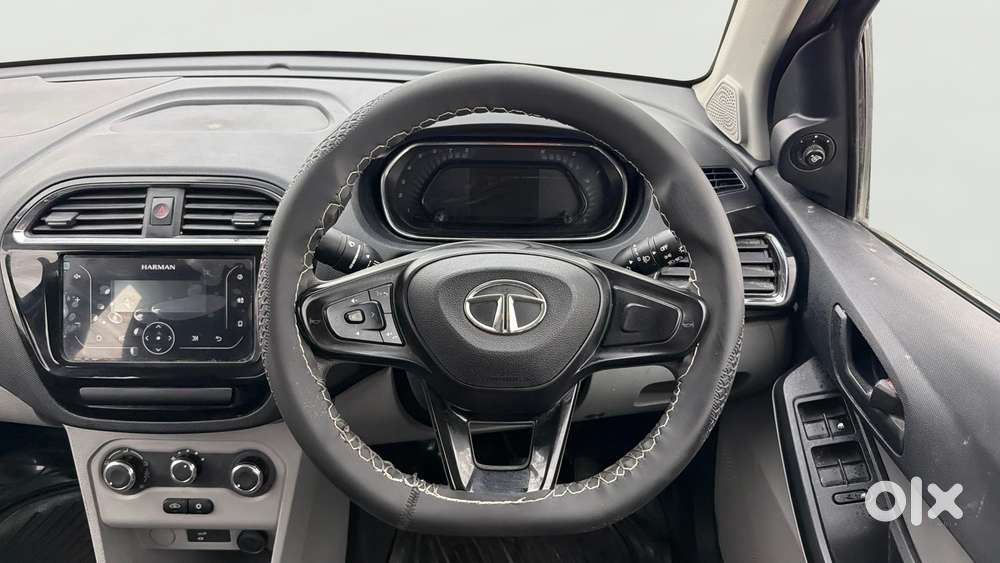 Tata Tiago 1.2 Revotron Xt, 2022, Petrol