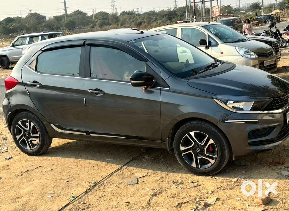 Tata Tiago Cng Twn Xta 1.2 Rtn Model 14 June 2014  Colour Daytona Grey