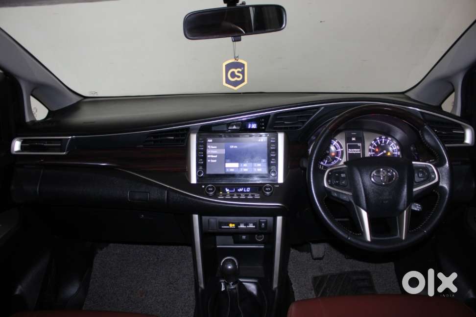 Toyota Innova Crysta 2.4 V, 2022, Diesel