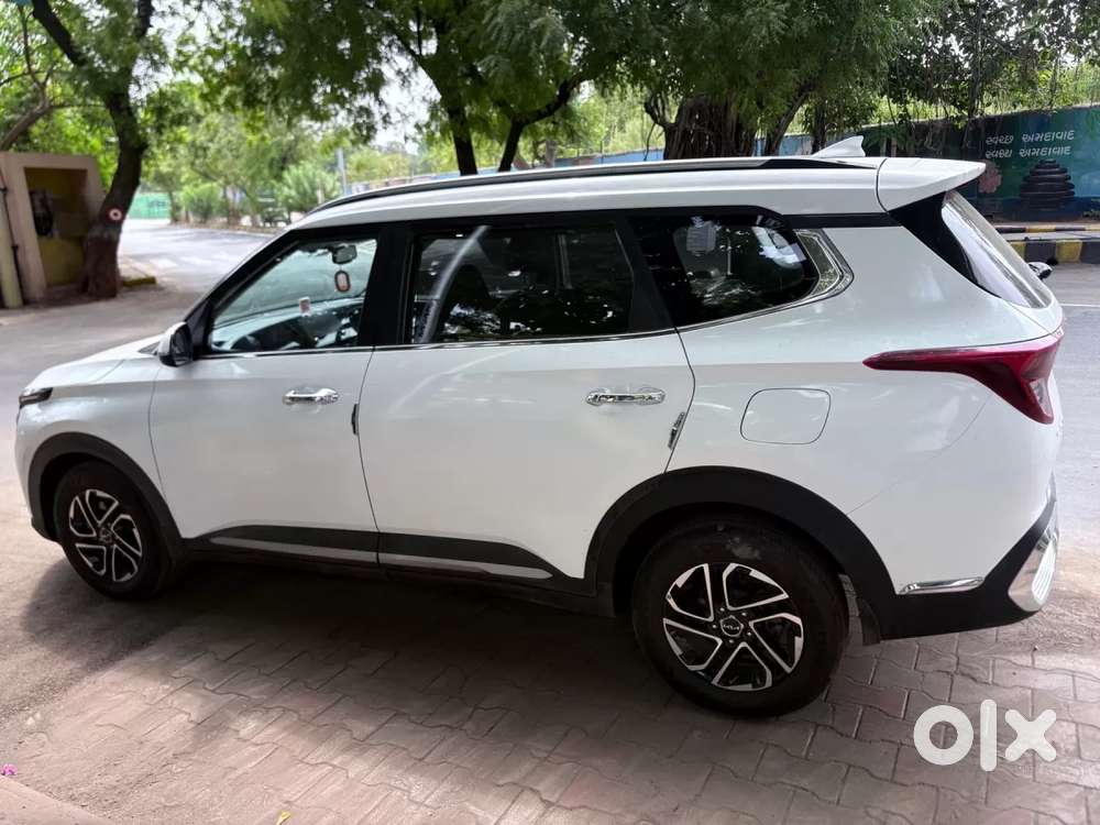 Kia Carens 1.4 Luxury Plus 6 Str, 2022, Petrol