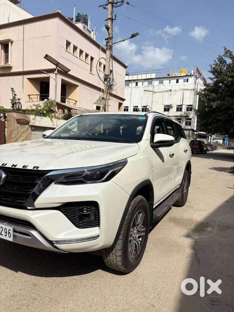 Toyota Fortuner 4X2 AT 2.8 Diesel, 2021, Diesel