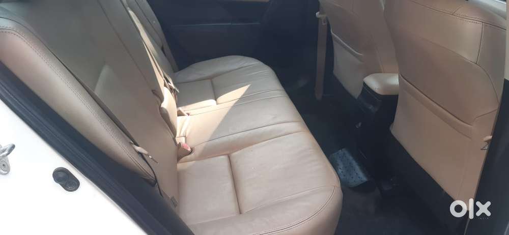 Toyota Corolla Altis Vl At, 2016