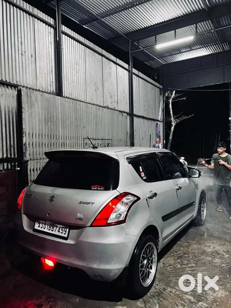 Maruti Suzuki Swift 2013 Diesel 86000 Km Driven