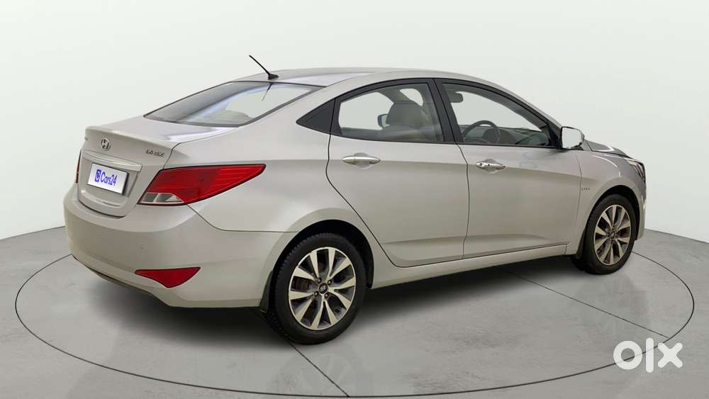 Hyundai Verna [2015-2018] Fluidic 4s 1.6 Vtvt Sx, 2015, Petrol