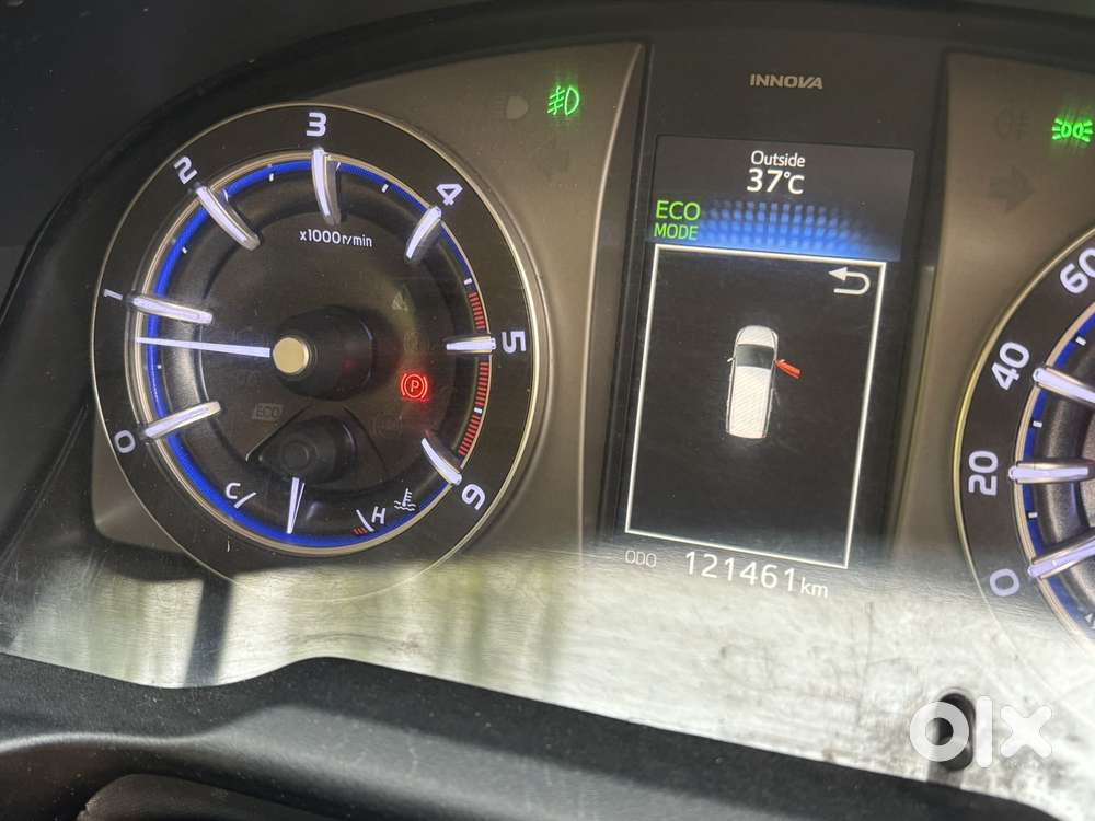 Toyota Innova Crysta [2020-ongoing] 2.4 Zx 7 Str, 2022, Diesel