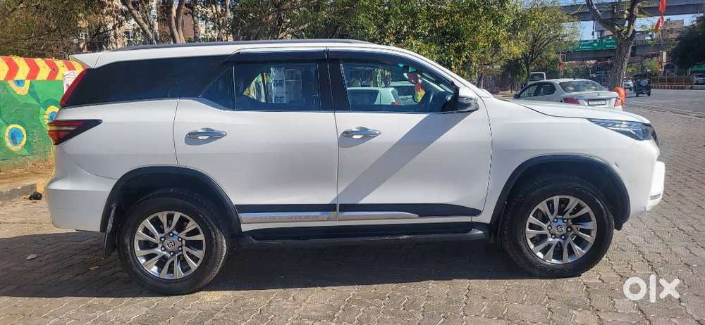 Toyota Fortuner 4x4 At, 2022, Diesel