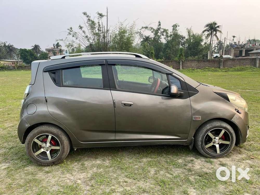 Chevrolet Beat Lt Petrol 2012