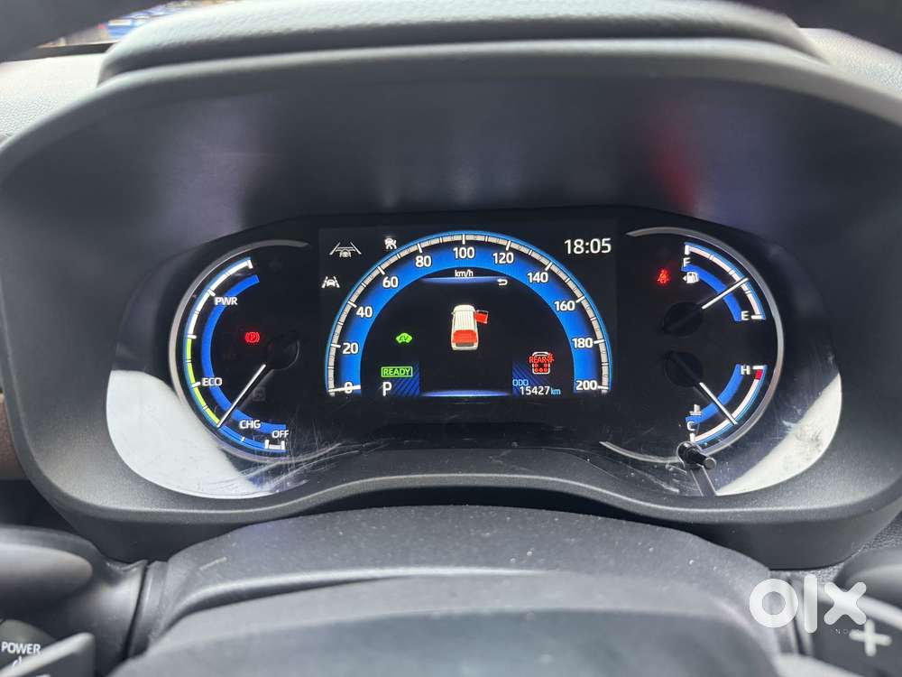 Toyota Innova Hycross 2.0 Zx (o) Hybrid 7 Str, 2025, Petrol
