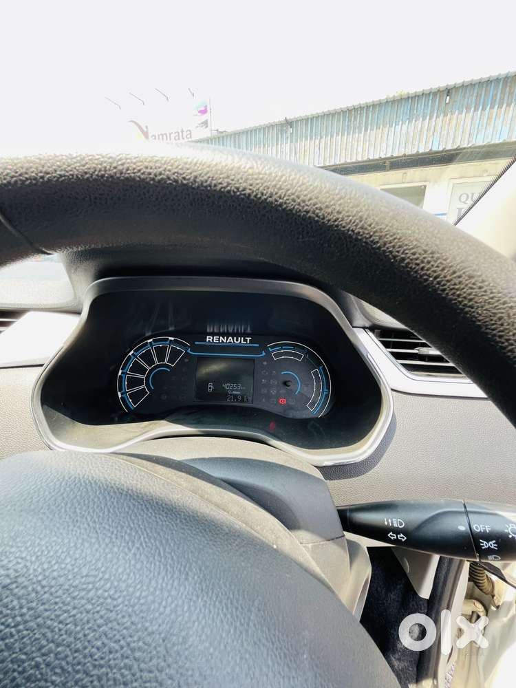 Renault Triber Rxz, 2020, Petrol