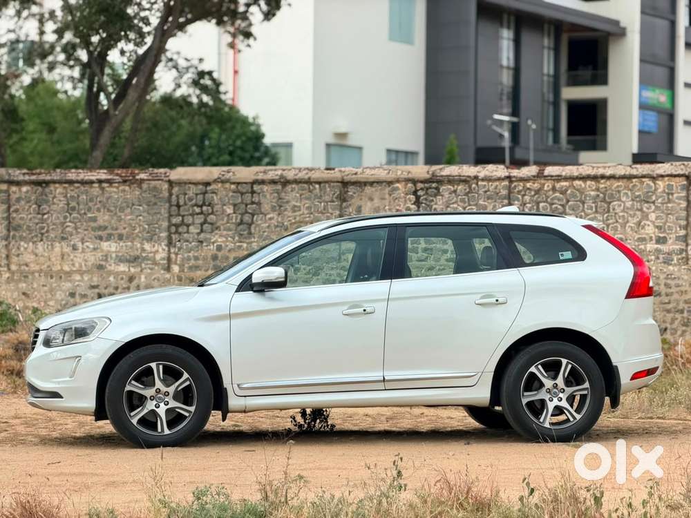 Volvo Xc60 D5 Awd Automatic, 2016, Diesel