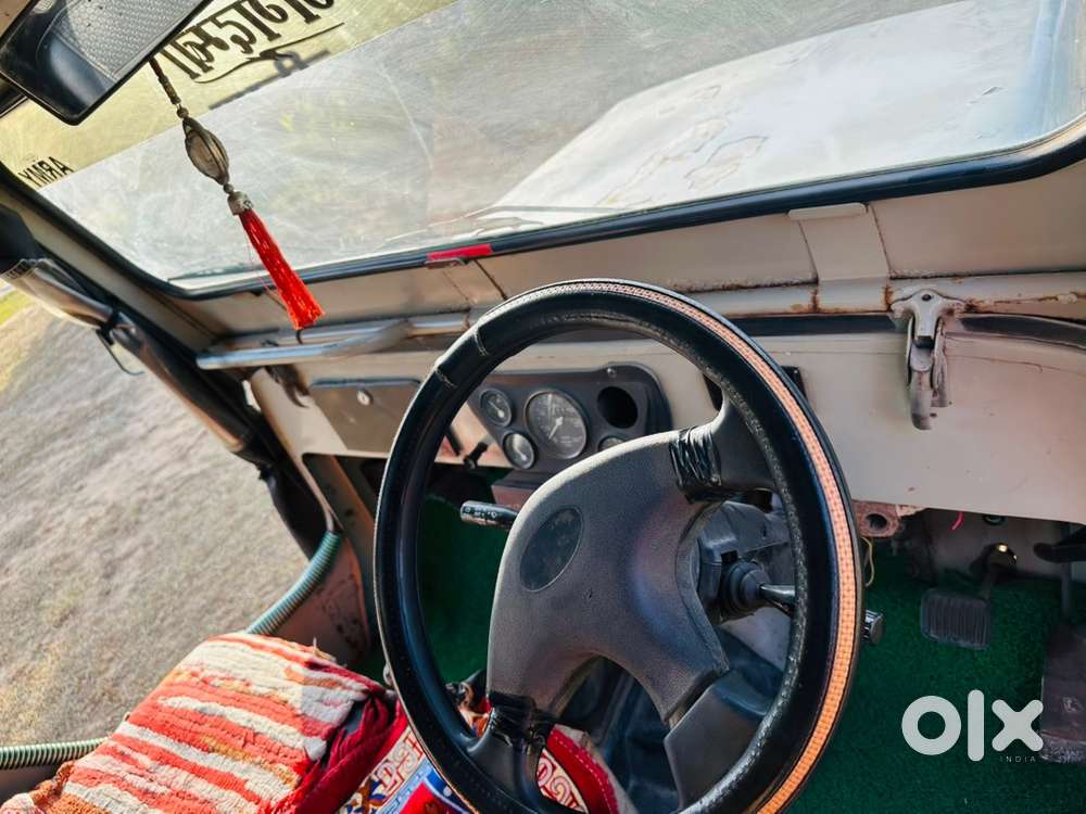 Mahindra Jeep 2004 Diesel Well Maintained
