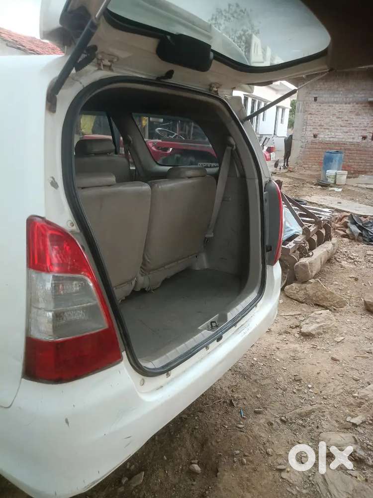 Innova 2009 2.5 6