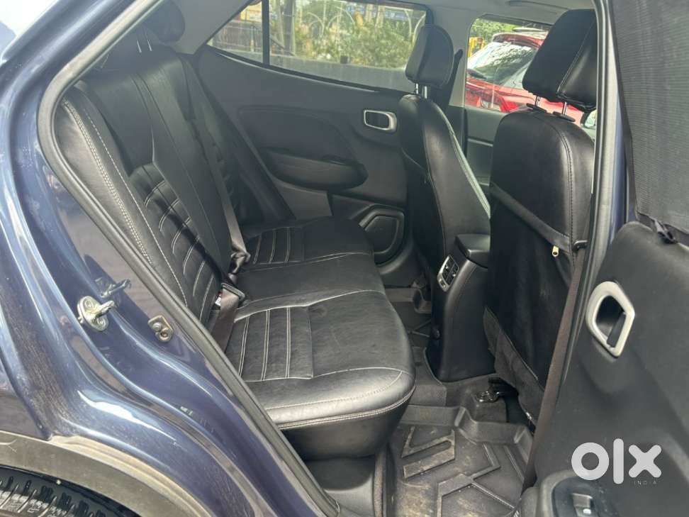 Hyundai Venue S Turbo, 2021, Petrol