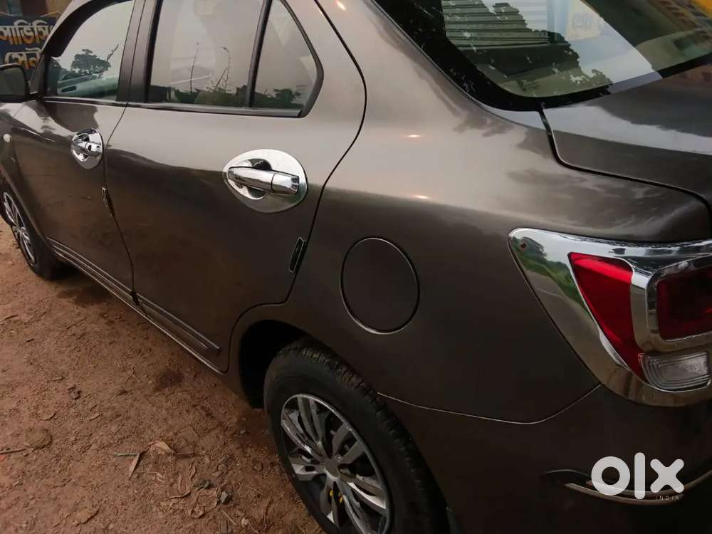 Maruti Suzuki Dzire 2018 Diesel 75000 Km Driven