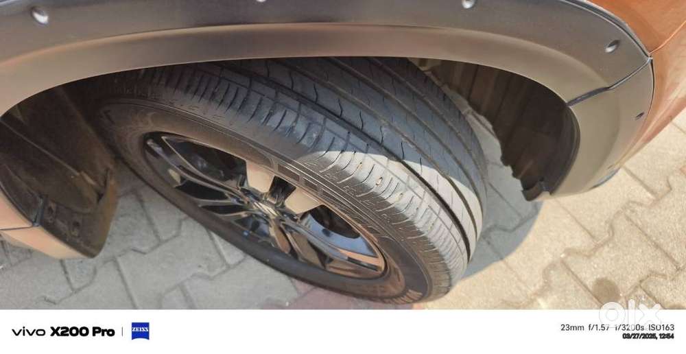 Maruti Suzuki Brezza Zdi+ Dual Tone, 2018, Diesel