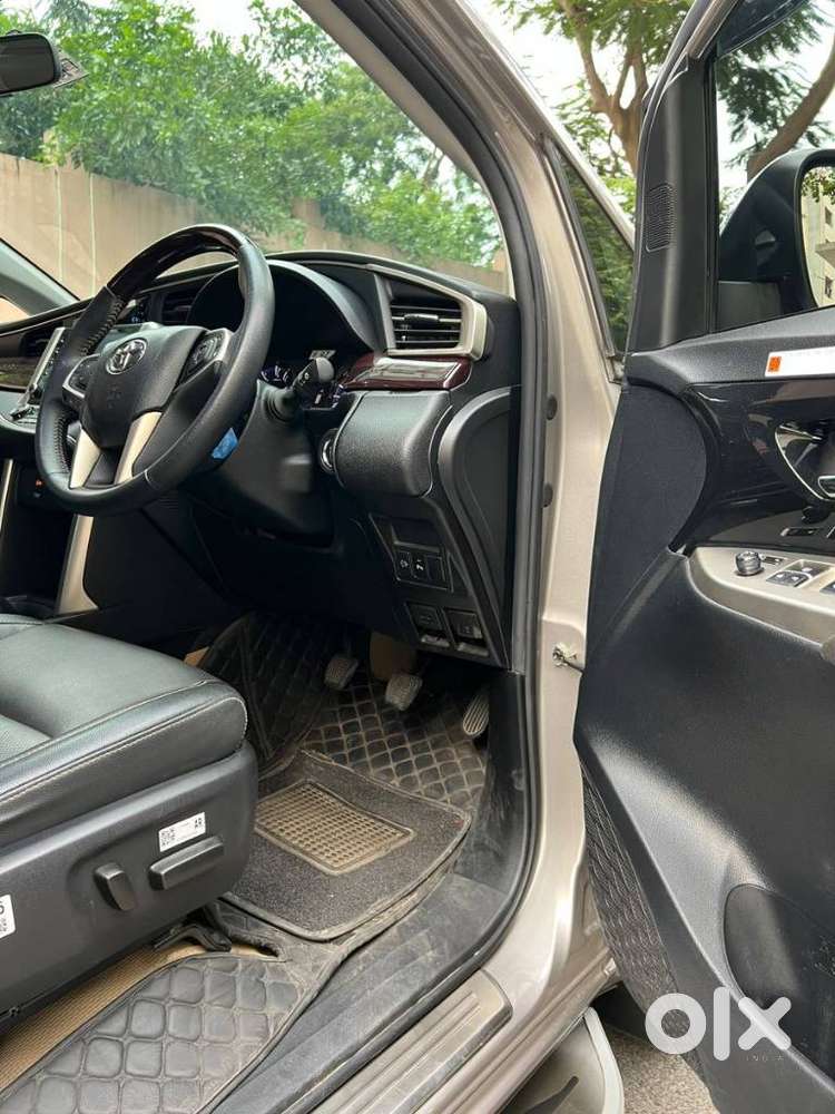 Toyota Innova Crysta Zx 2.4 Diesel 7 Seater, 2024, Diesel