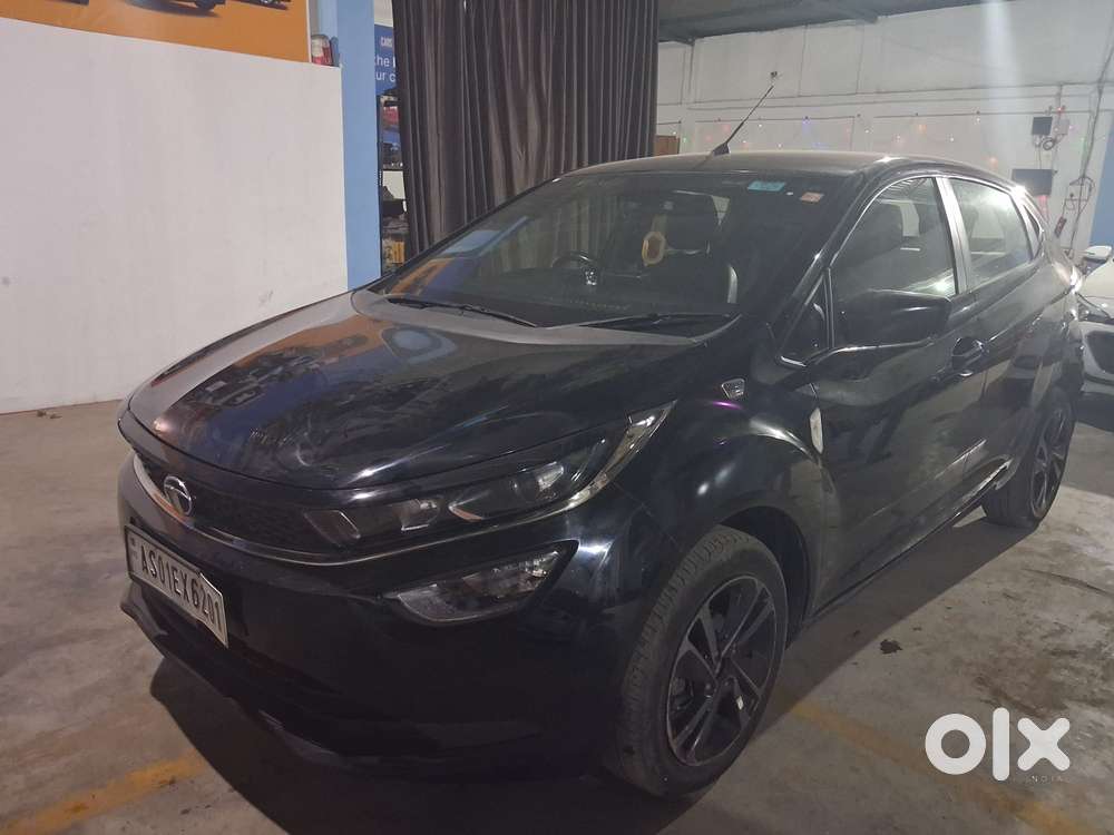Tata Altroz 1.2 Xz Plus Dark Edition, 2022, Petrol