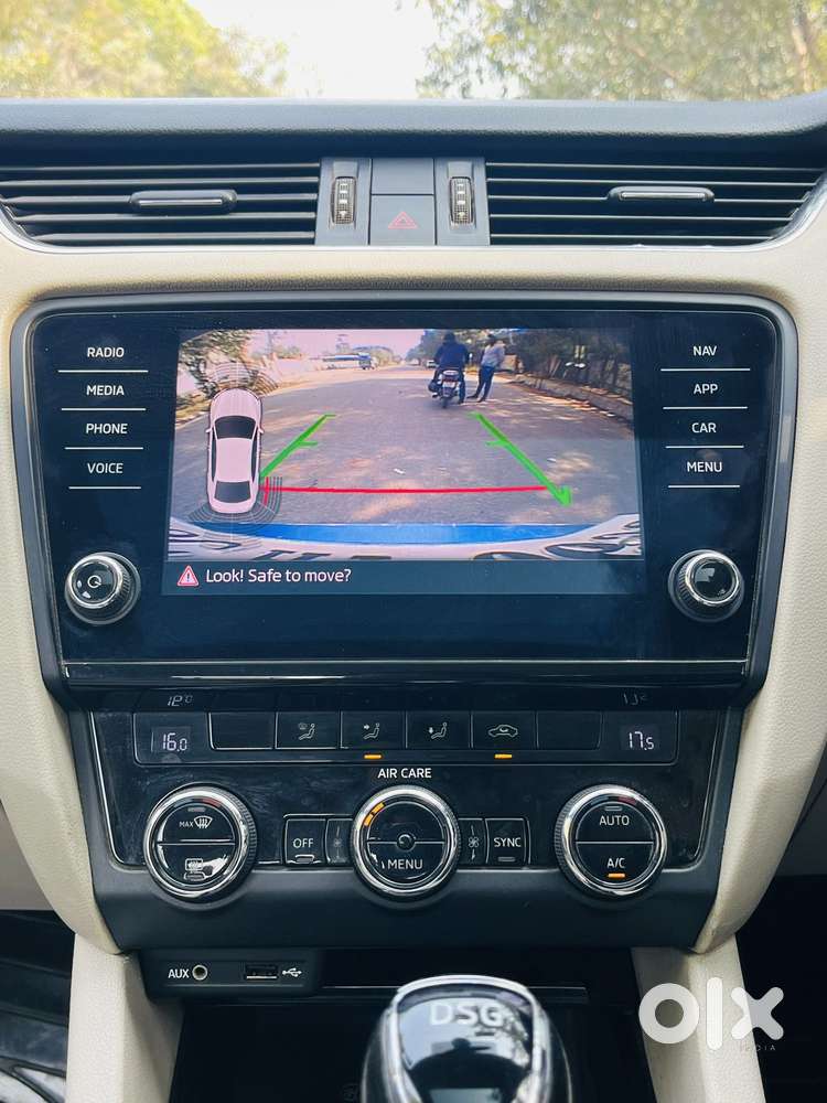 Skoda Octavia 1.8 Tsi At L K, 2018, Petrol