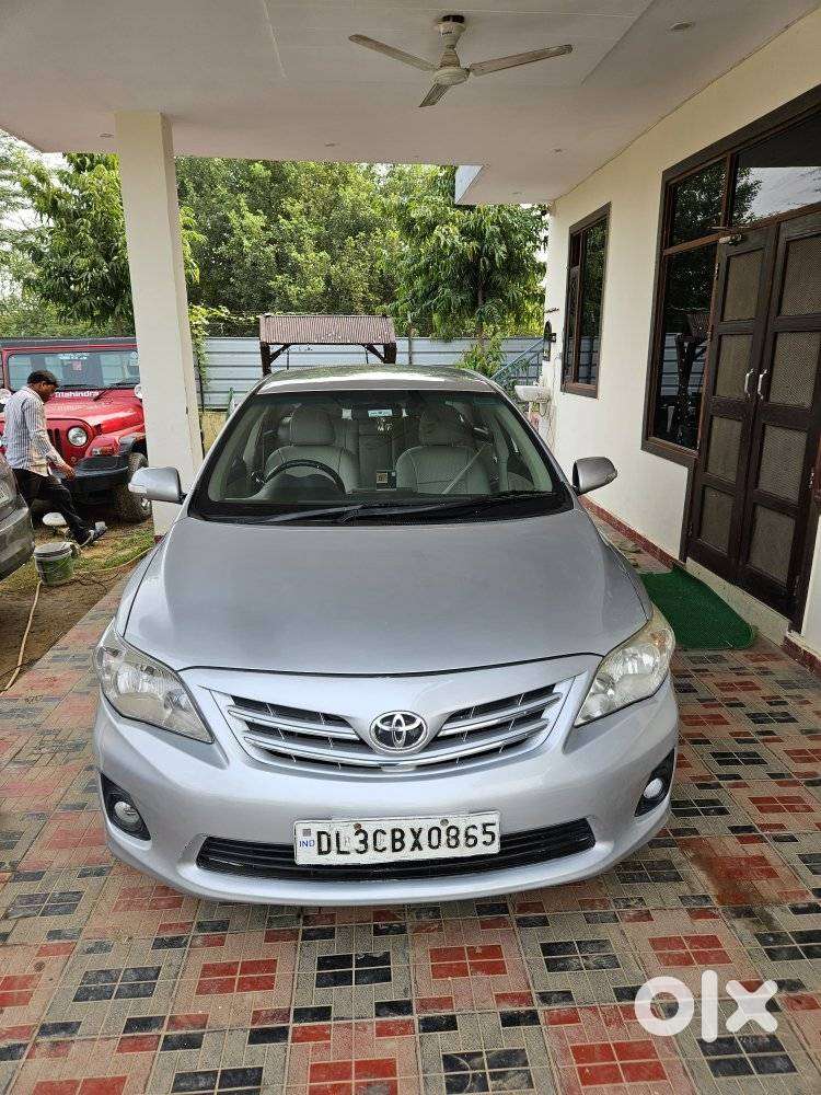 Toyota Corolla Altis G, 2012, Petrol