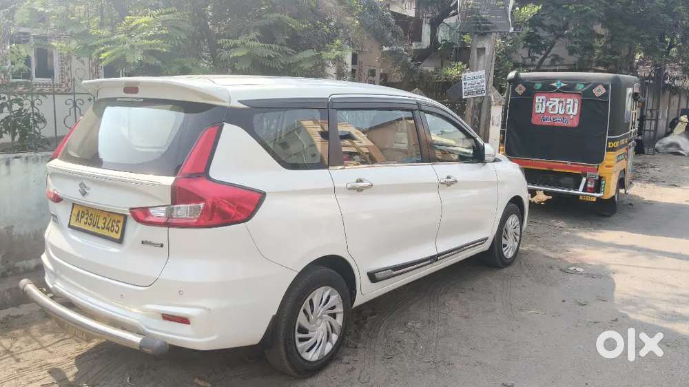 Maruti Suzuki Ertiga Vxi 2023 Petrol Manual
