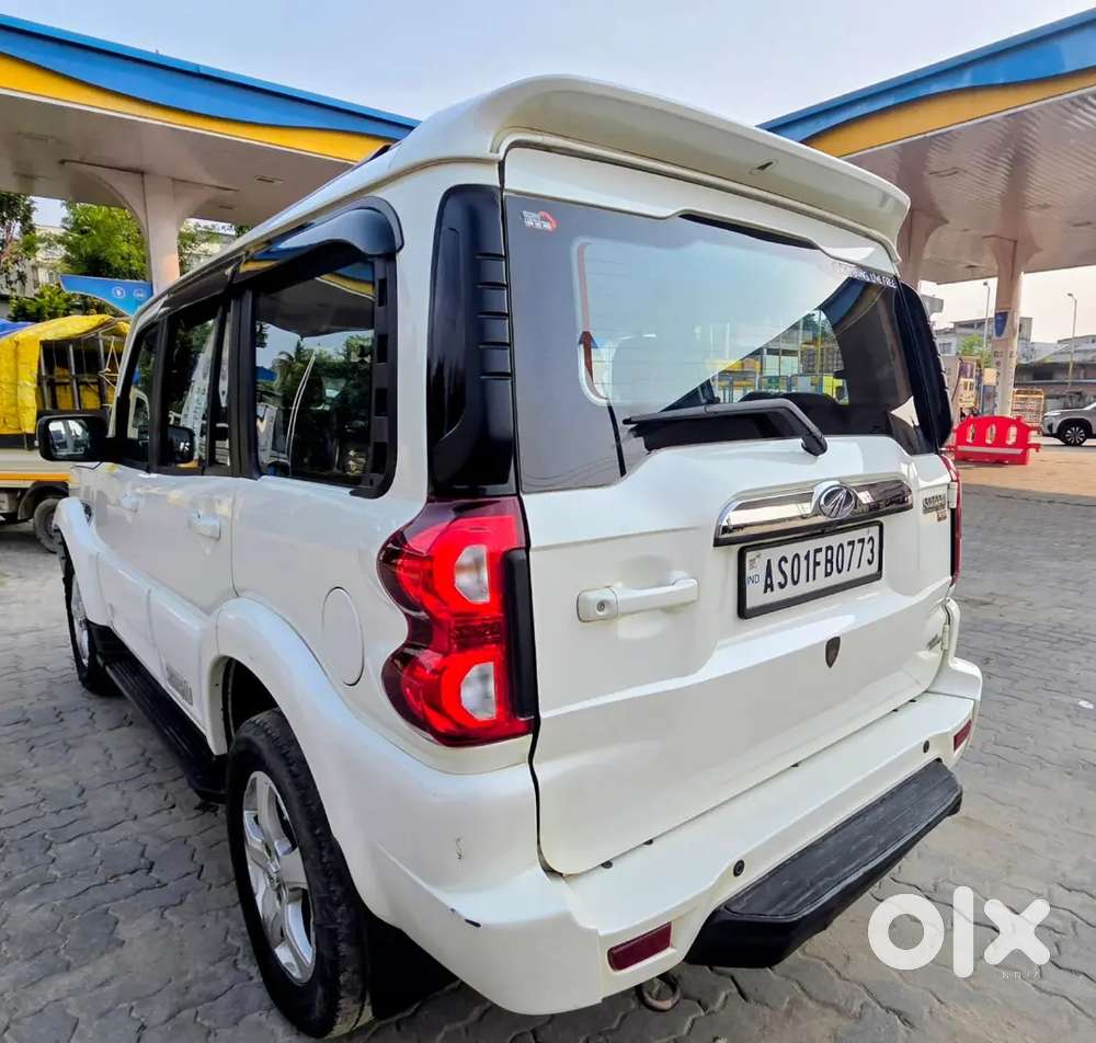 Mahindra Scorpio S11 M Hawk 2.2 . Year 2022.