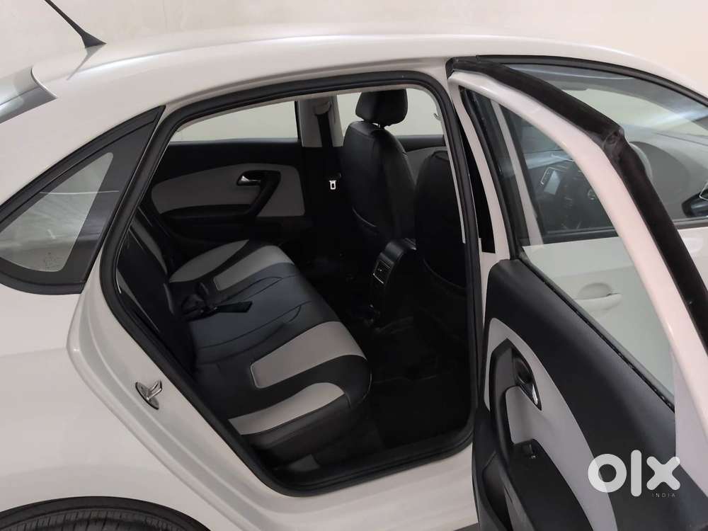 Skoda Rapid 1.0 Ambition Tsi At, 2021, Petrol