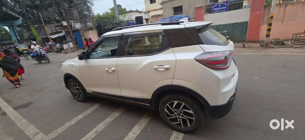 Mahindra Xuv400 Electric 2025 Automatic