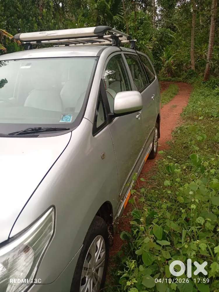 Toyota Innova Diesel Taxy 7str 2013