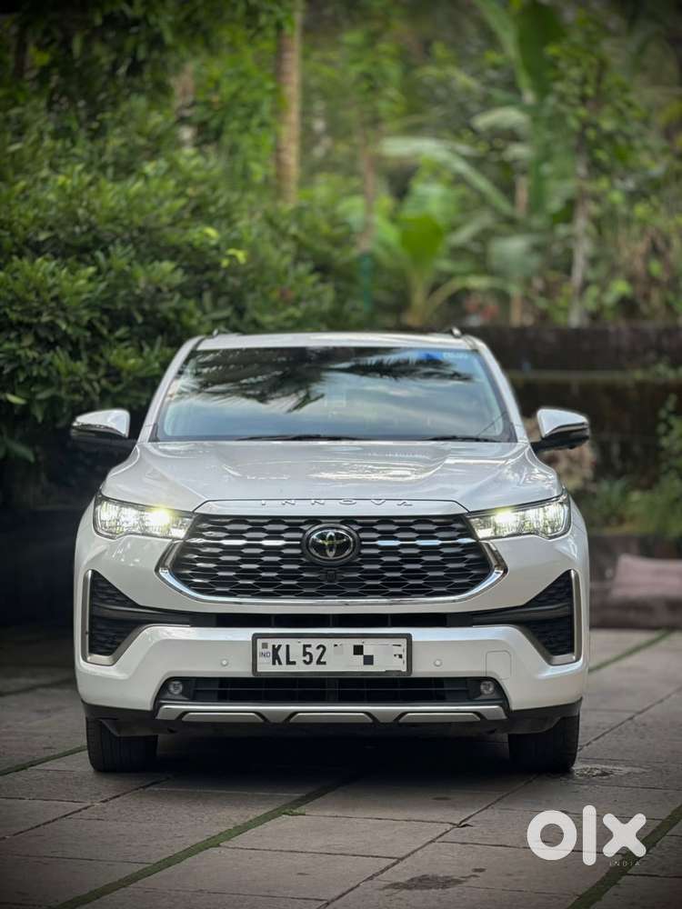 Toyota Innova Hycross 2.0 Zx (o) Hybrid 7 Str, 2023, Cng & Hybrids