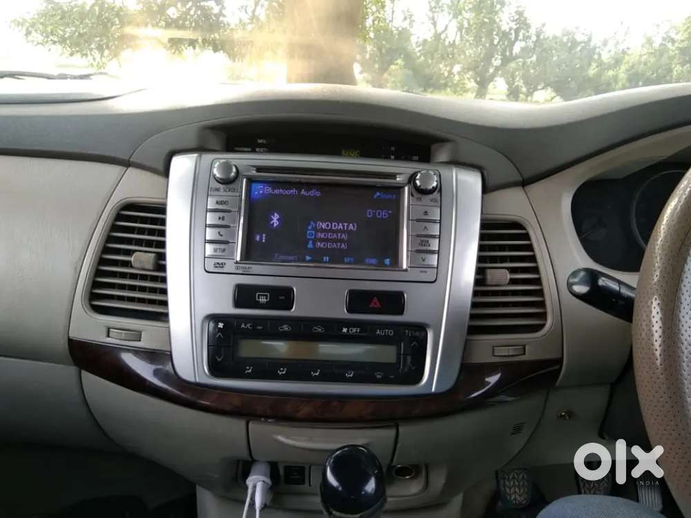 Toyota Innova 2013