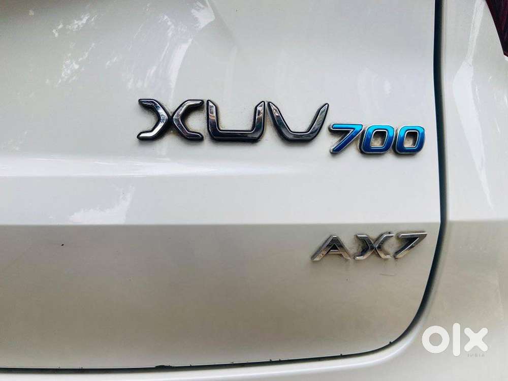 Mahindra Xuv700 2.0 Ax 7 Petrol Mt Str, 2022, Petrol