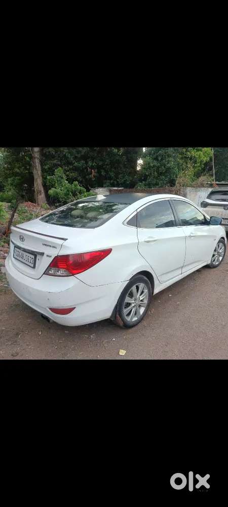 Hyundai Verna Diesel Manual 2011 Variant
