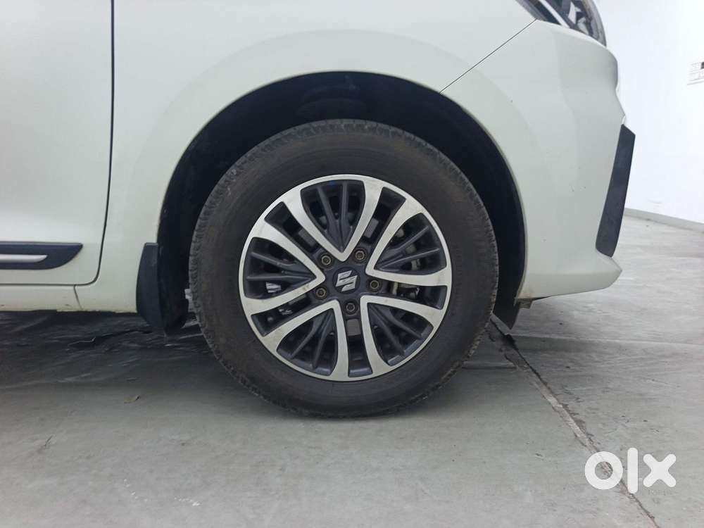 Maruti Suzuki Ertiga Vxi At, 2024, Petrol