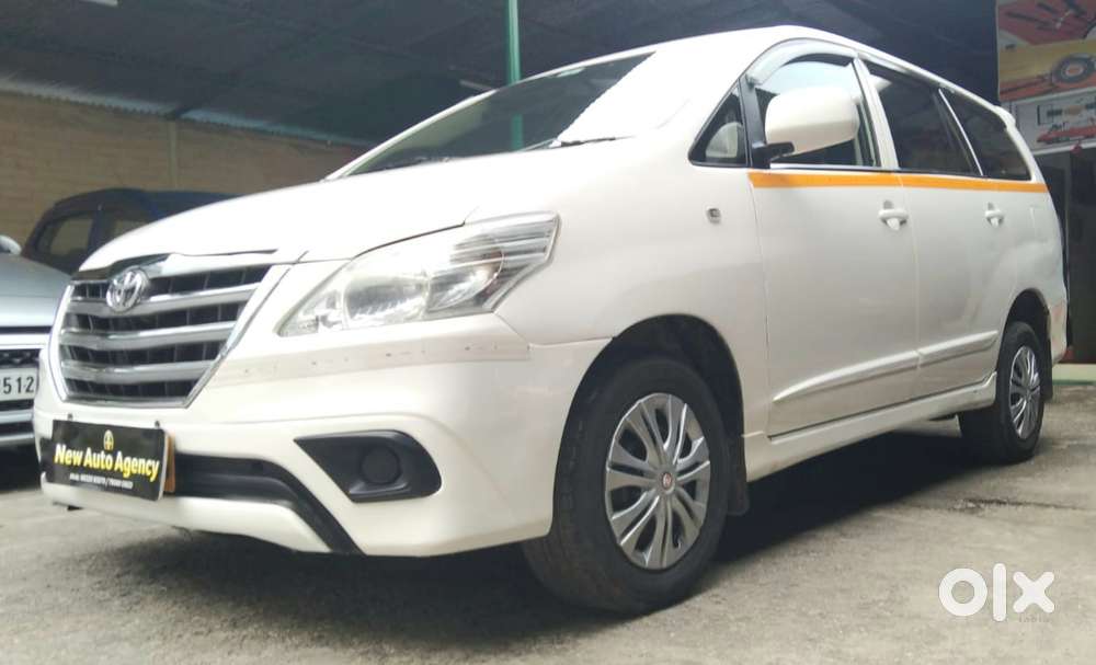Toyota Innova 2.5 G (diesel) 8 Seater, 2015, Diesel