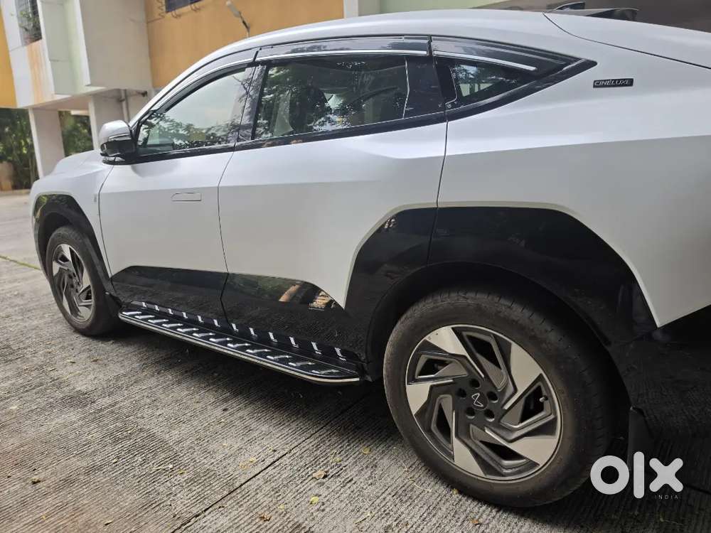 Mahindra Xev 9e Pack 3 Cineluxe Nch | 79 Kwh | 2026 | 3,465 Km