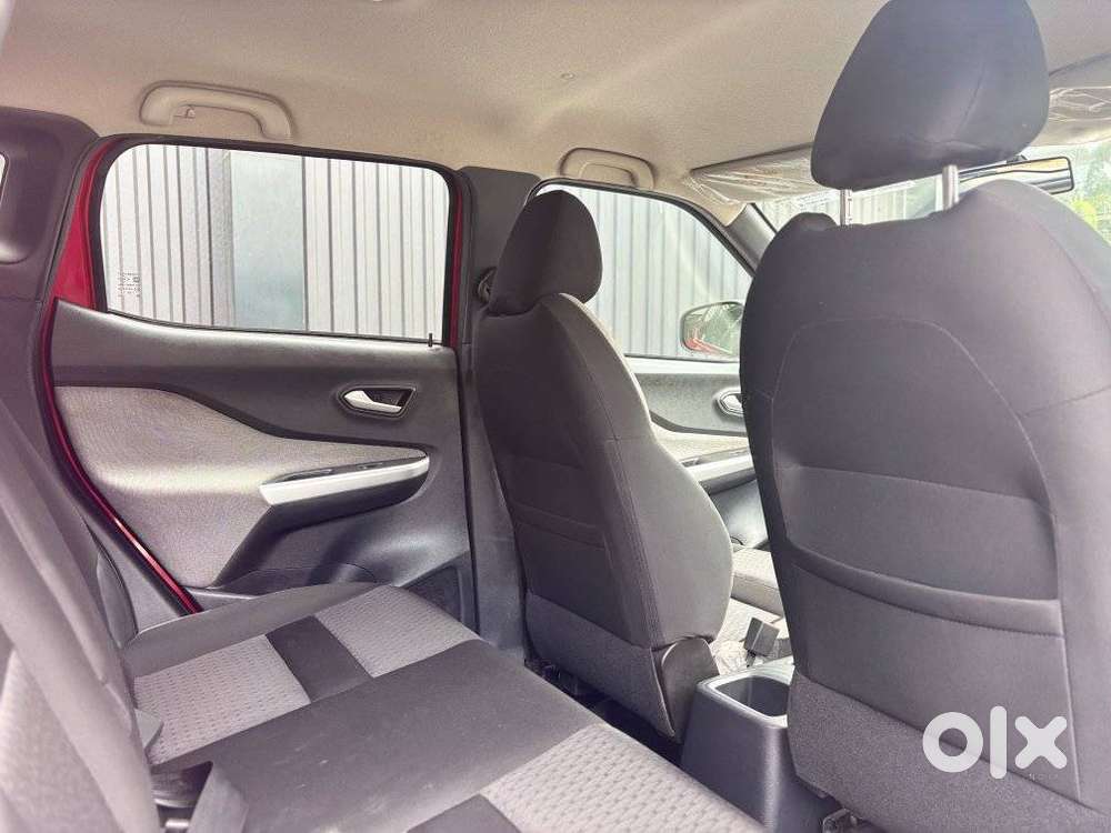 Nissan Magnite 1.0 Xv Turbo Cvt, 2023, Petrol