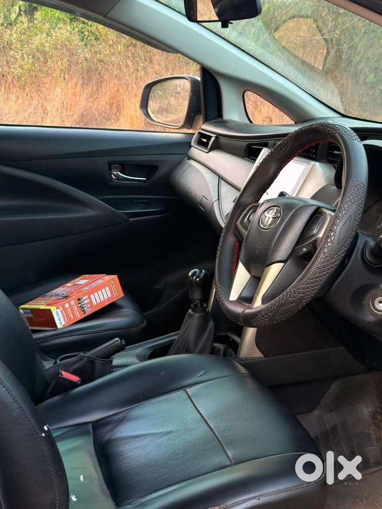 Toyota Innova Crysta 2017 Diesel Well Maintained