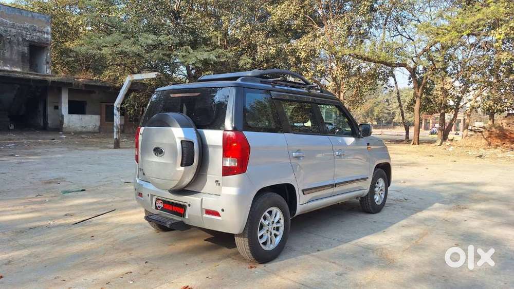 Mahindra Tuv 300