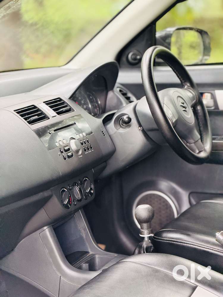 Maruti Suzuki Swift Vxi Optional, 2011, Petrol